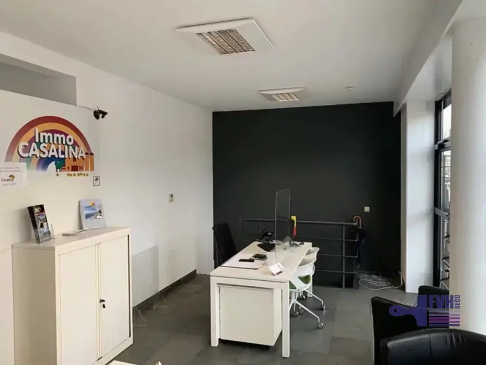 bureau de coté